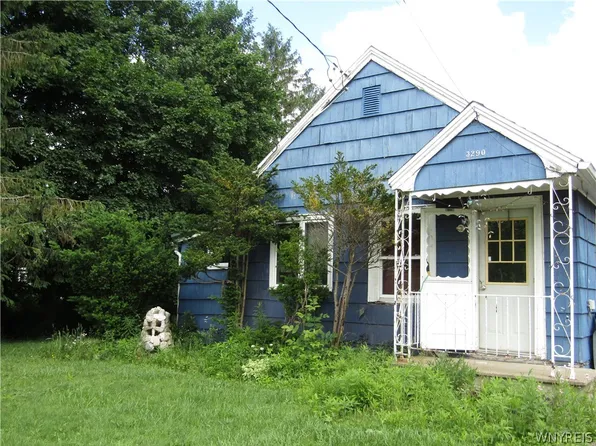 3290 W Yorkshire Rd, Chaffee, NY 14030