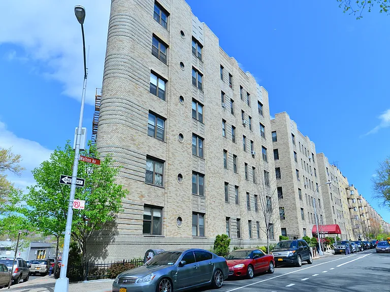1068 Ward Ave #1E — Photo 47