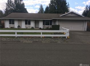 209 NE Mulberry Ln, Bremerton, WA 98311