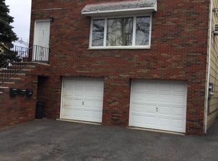 250 Meadow Ln #1, Secaucus, NJ 07094