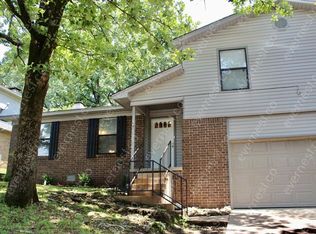 8502 Pennwood Dr, Sherwood, AR 72120