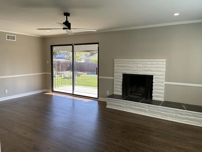 2634 Balfour Ave — Photo 16