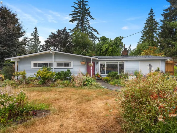 619 Brighton Ave, Oregon City, OR 97045
