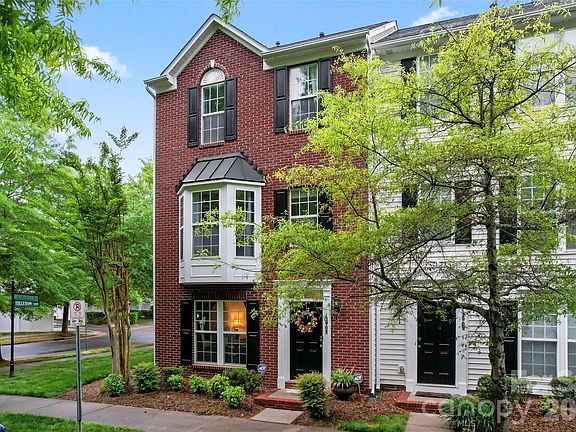 3rd image of 12905 Bullock Greenway Blvd