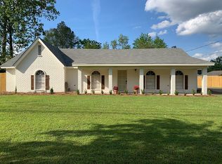 2909 Lincoln Rd, Hattiesburg, MS 39402