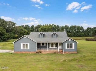 40 Jd Barr Rd, Trenton, TN 38382