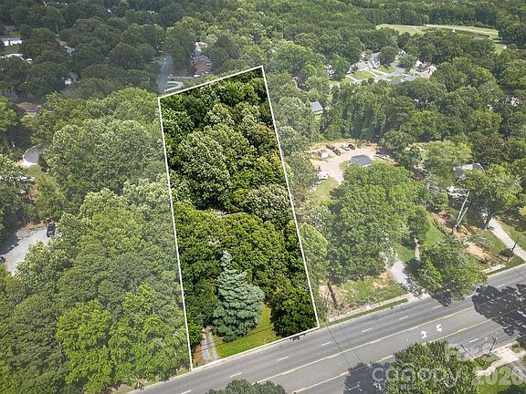 5th image of 1822 W Sugar Creek Rd