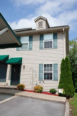 1st image of 2420 Volunteer Pkwy APT 38