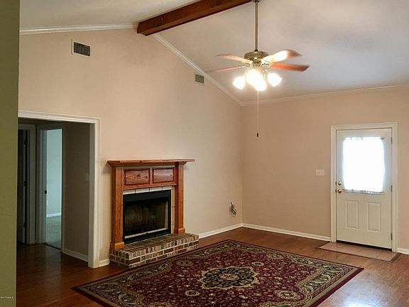 3rd image of 101 Kelso Dr