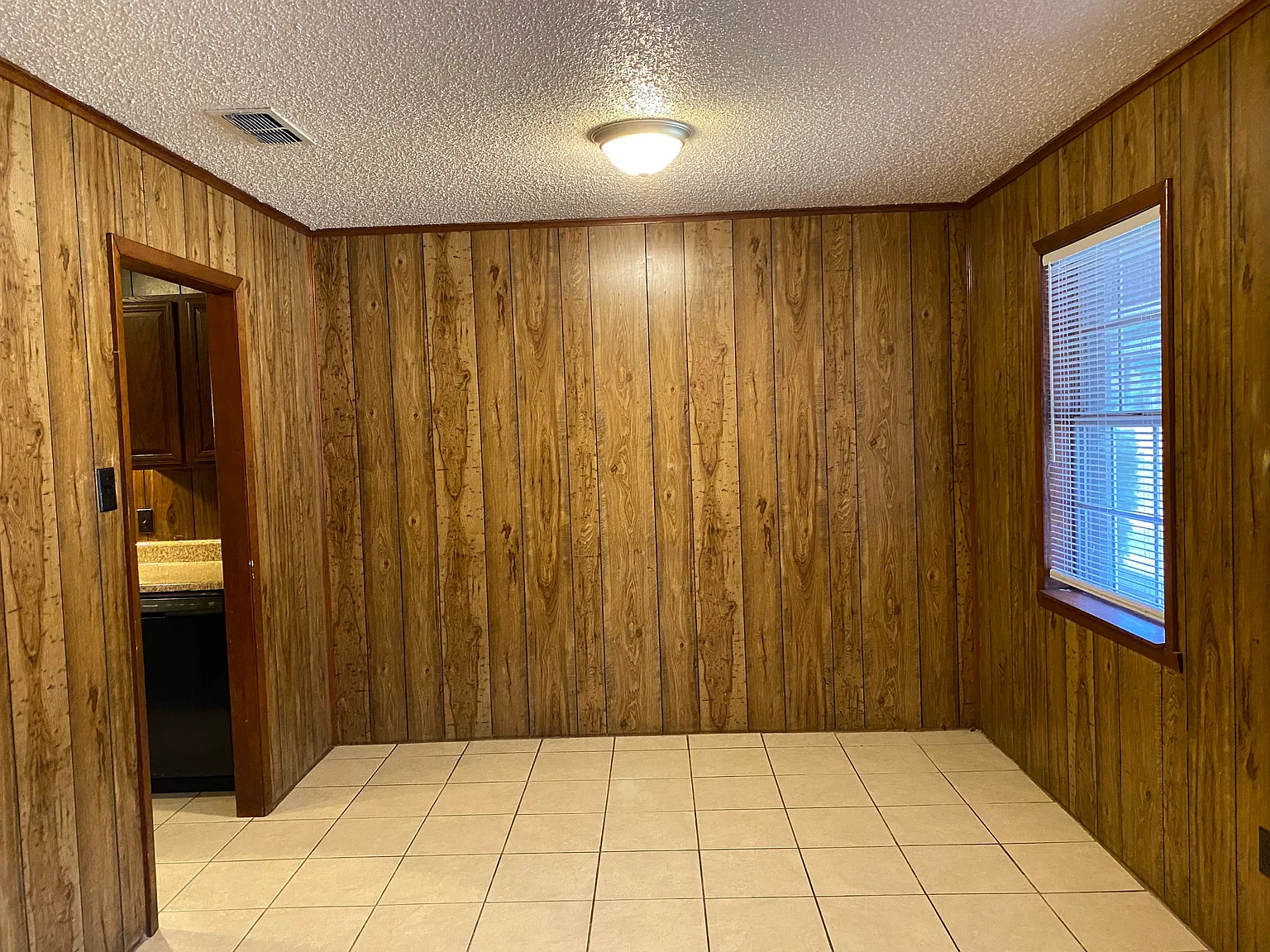 2 bed, 982 sqft, $850 — Photo 4