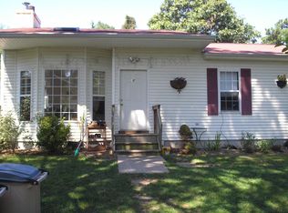 26 Starboard Rd, Hampton Bays, NY 11946