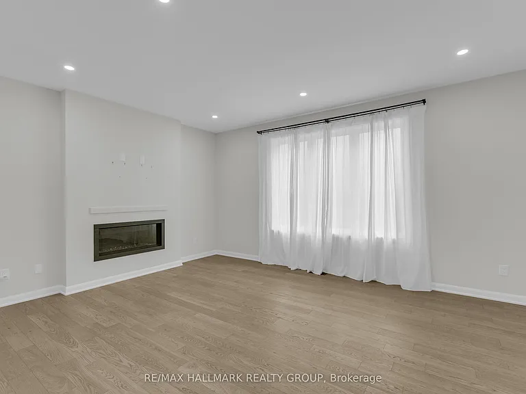 173 Lynn Coulter St — Photo 6