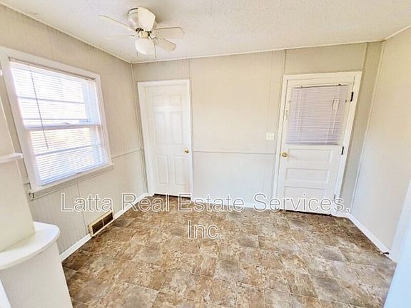 5th image of 2300 NE Pence Ave