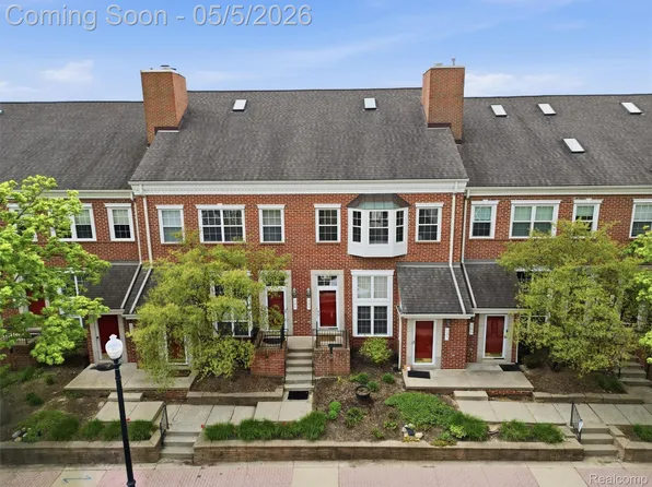 135 W Kenilworth Ave, Royal Oak, MI 48067