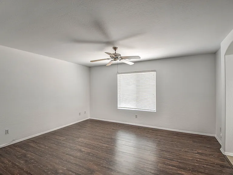 4937 W Nancy Ln — Photo 14