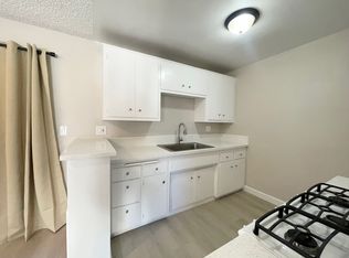 448 Terry Way #C, Upland, CA 91786