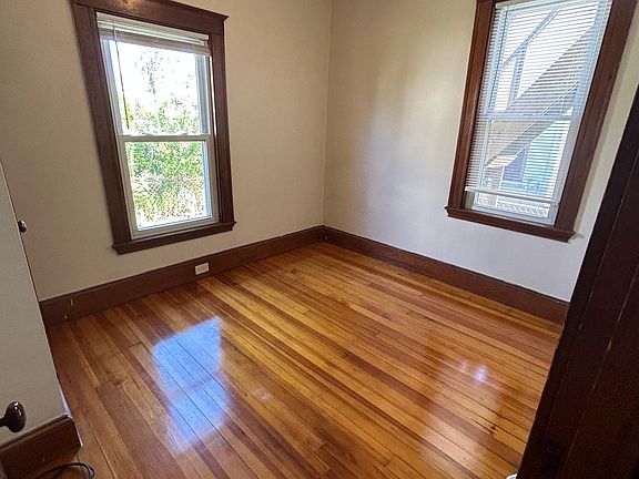 5th image of 42 Gay St #1