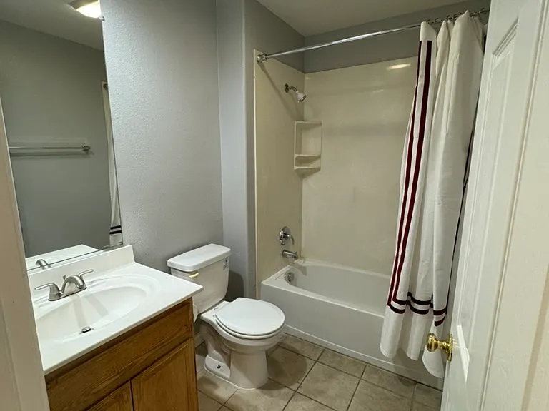 4650 Stern Dr — Photo 13