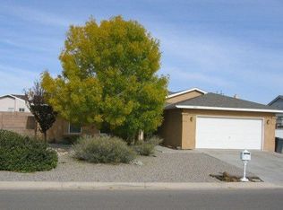1825 Regency Park Rd SE, Rio Rancho, NM 87124
