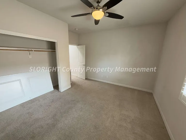 941 Humbert Ave — Photo 18