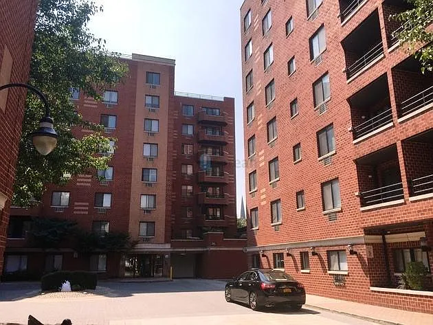 13702 Northern Blvd #6K — Photo 1