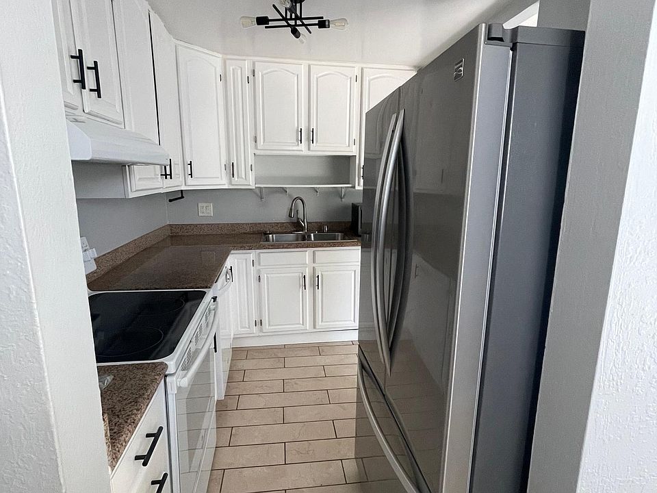 1st image of 1743 Carmel Dr APT 34