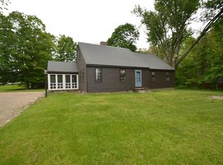 651 West St, Amherst, MA 01002