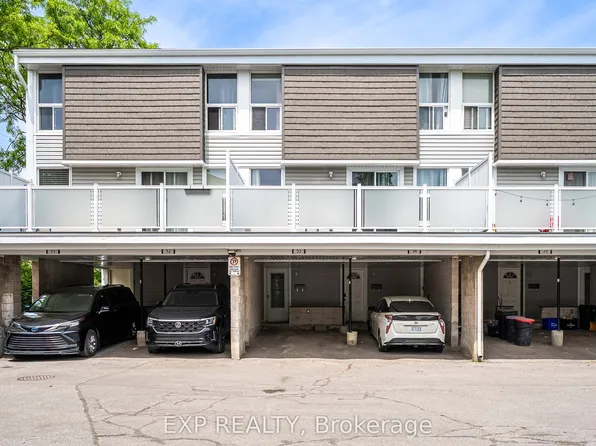 3415 Uplands Dr #53, Ottawa, ON K1V 9N4