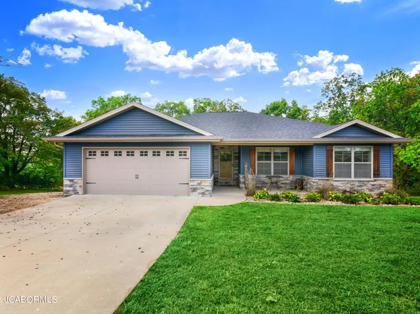 3712 Rock Ridge Rd, Jefferson City, MO 65109