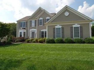 2822 Mountain Laurel Dr, Furlong, PA 18925