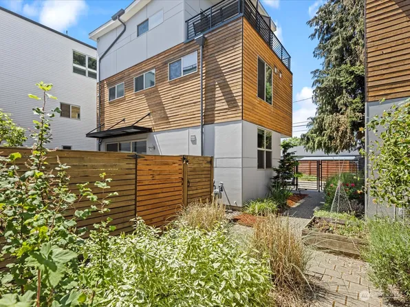 6505 Ellis Avenue S, Seattle, WA 98108