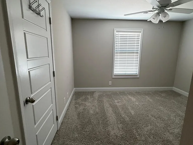 306 Mable Viola Ct — Photo 12