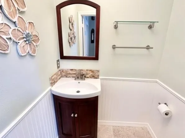 10614 Gold Point Dr, Houston, TX 77064