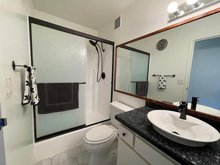 4944 Cass St #806 — Photo 20