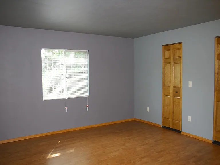 Upper level bedroom 1