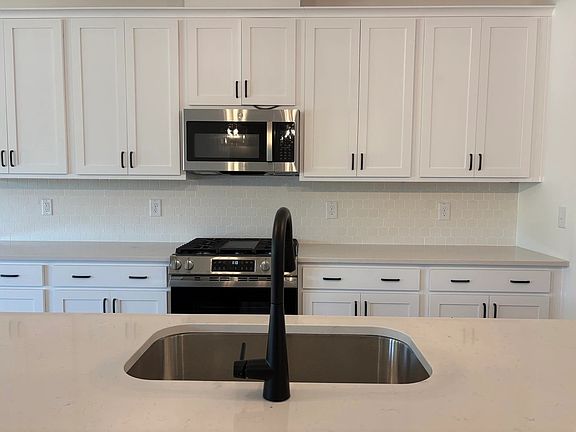 106 Moonflower Lane, Homesite 266 Interior Image 5
