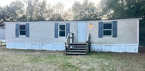 140 Courtillians Rd Photo 1