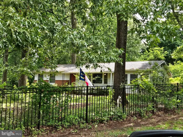 919 Blue Ridge Dr, Annapolis, MD 21409