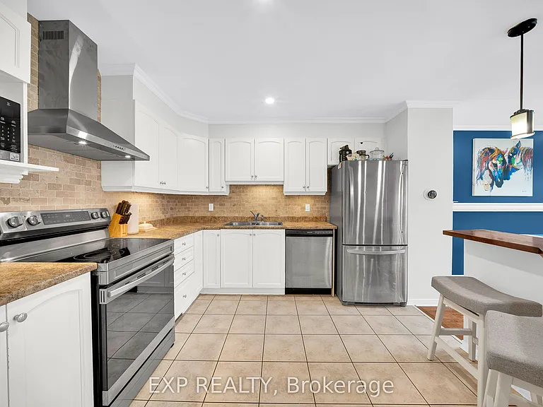 436 Claridge Dr — Photo 7