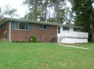 726 Shelly Ln, Rossville, GA 30741