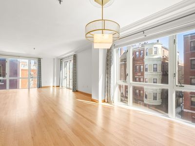 350 North St #301, Boston, MA, 02113
