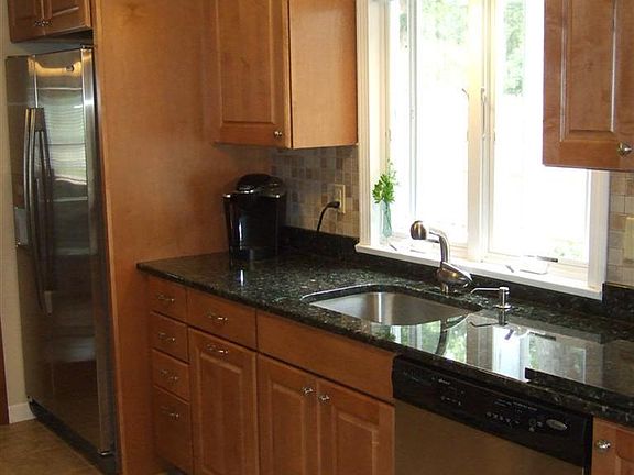 4th image of 18 Tanager Road