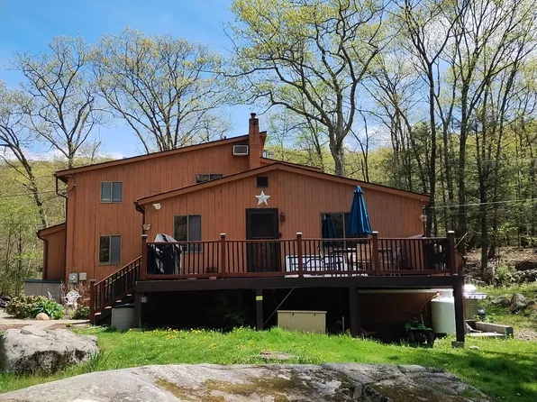 459 Richardsville Rd, Carmel, NY 10512