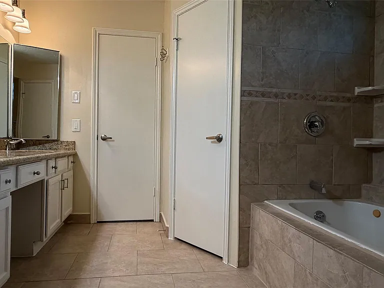 11614 Inga Ln — Photo 15