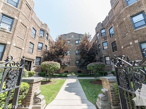 2nd image of 629 W Cornelia Ave #1723