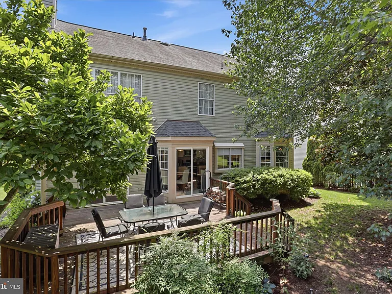 408 Huntfield Ct NE — Photo 34