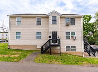 38 Fairview St, New Britain, CT 06051