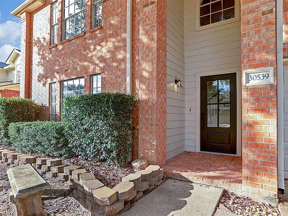2nd image of 30539 Country Meadows Dr