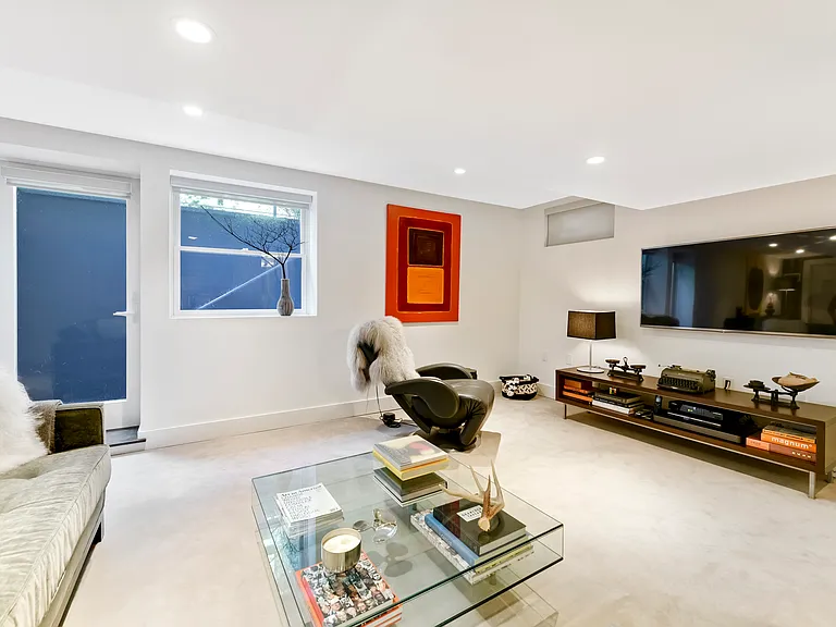 14 Rose Hill Rd — Photo 22