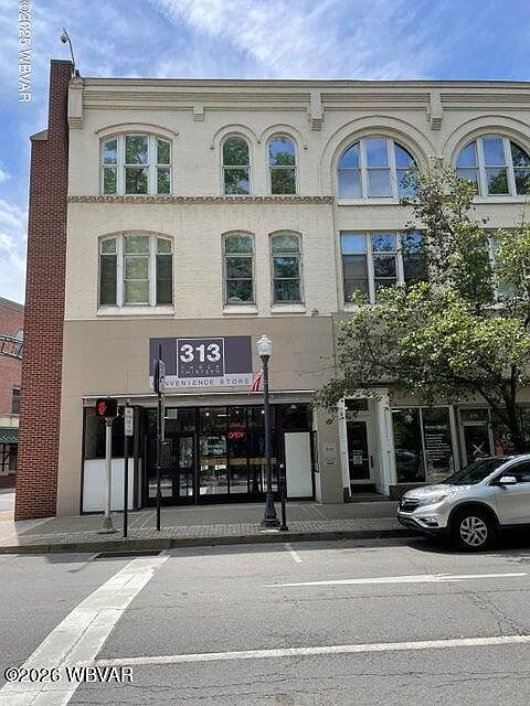1st image of 321 Pine St #2